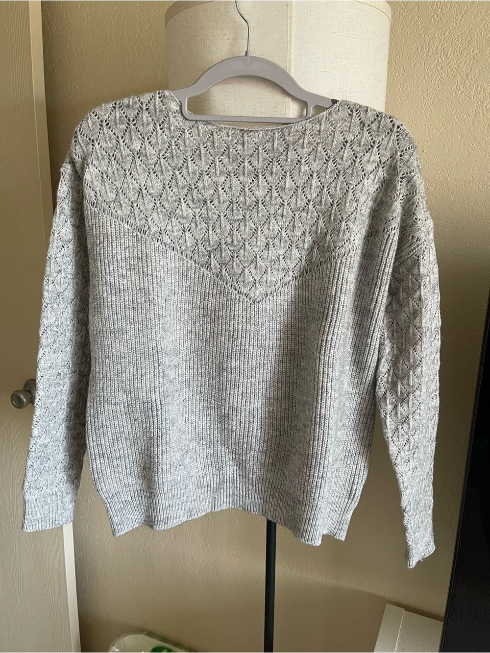 Cupshe Light Gray Crewneck Knit Sweater